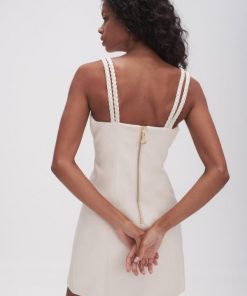 Whiteandwear.shop05e795b050 4