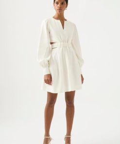 Whiteandwear.shop11047ea1e2 1