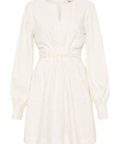 Whiteandwear.shop11047ea1e2 2