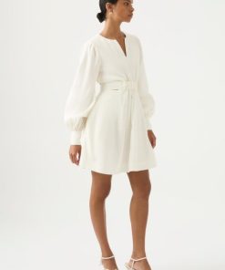 Whiteandwear.shop11047ea1e2 3