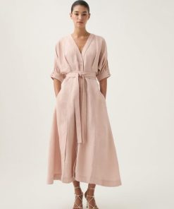 Whiteandwear.shop19fcf379ee 1