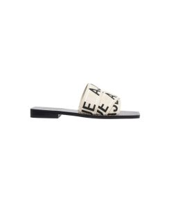 Whiteandwear.shop1f3e488172 1
