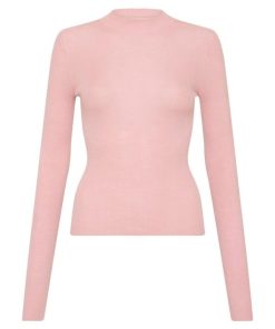 Whiteandwear.shop2c42e0ef9c 2