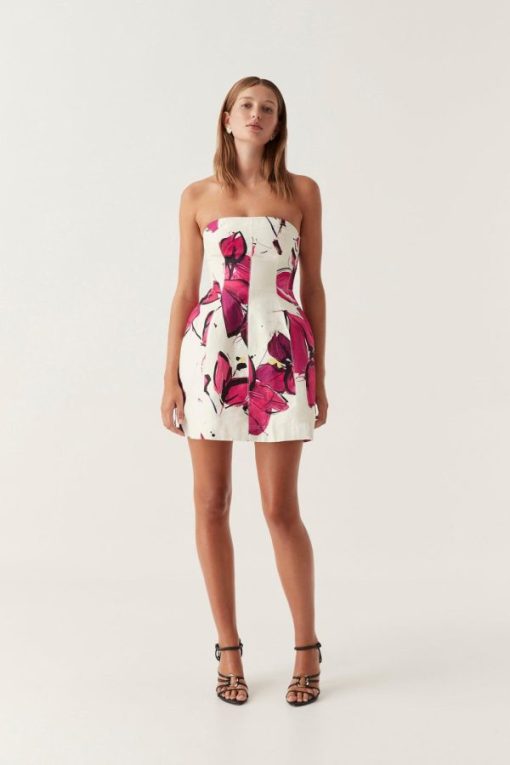 Whiteandwear.shop2eb7abc996 1