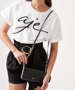 Whiteandwear.shop35c687b9d8 2