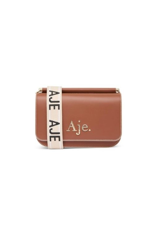 Whiteandwear.shop3769aae4c1 1