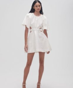 Whiteandwear.shop417c54d4f1 3