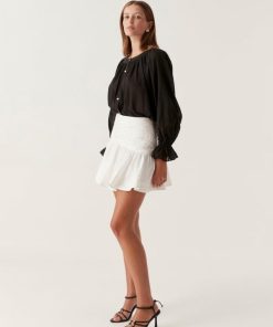 Whiteandwear.shop4d71692196 3