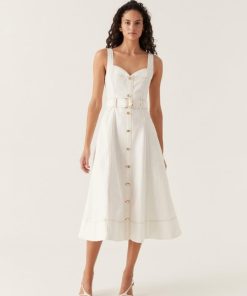 Whiteandwear.shop5328c94682 1
