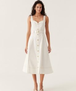 Whiteandwear.shop5328c94682 3