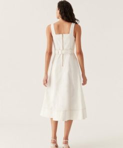 Whiteandwear.shop5328c94682 7