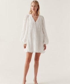 Whiteandwear.shop53b4842e50 1