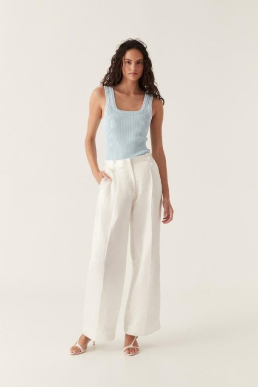 Whiteandwear.shop594d0b8f3d 1