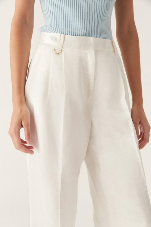 Whiteandwear.shop594d0b8f3d 4