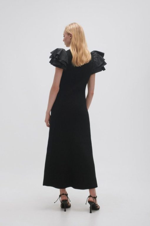 Whiteandwear.shop63b9005800 5