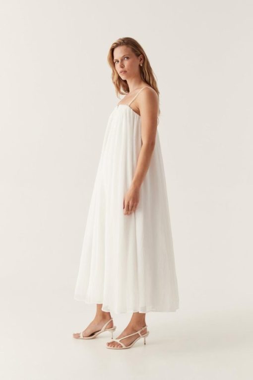 Whiteandwear.shop66b7963bd8 3