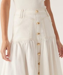Whiteandwear.shop67d6ad2dc7 4