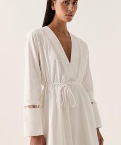 Whiteandwear.shop6c9234b979 4