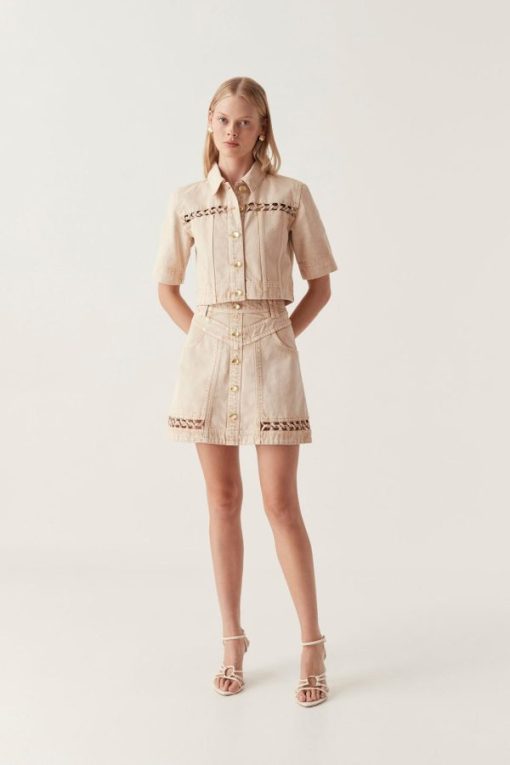 Whiteandwear.shop6e925fa498 1
