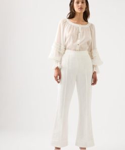 Whiteandwear.shop70574381f5 3
