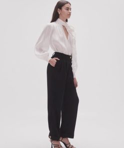 Whiteandwear.shop73404929f8 3