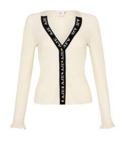 Whiteandwear.shop747f3bf5f1 2