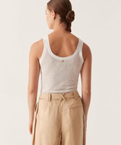 Whiteandwear.shop756edb1044 4