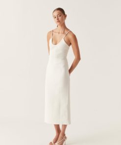 Whiteandwear.shop763b6d18f7 3