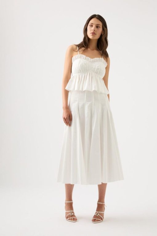 Whiteandwear.shop776359e0a8 4