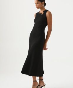 Whiteandwear.shop7ba3c48660 1