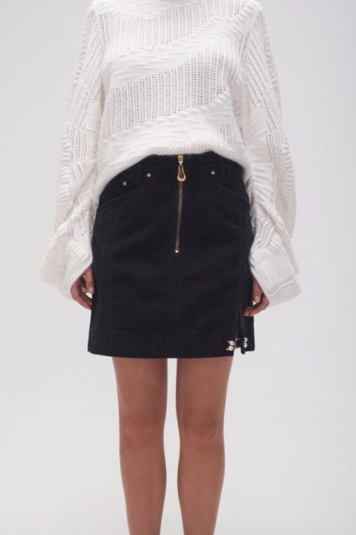 Whiteandwear.shop81606310a8 3