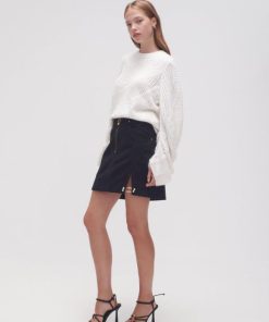 Whiteandwear.shop81606310a8 4