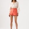 Whiteandwear.shop82a94fe601 1