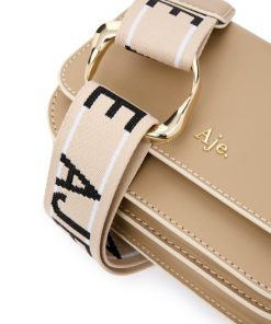 Whiteandwear.shop867847f864 4