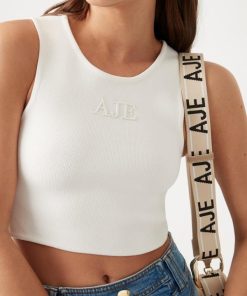 Whiteandwear.shop867847f864 8