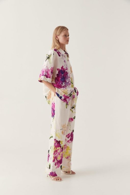 Whiteandwear.shop8b971ca894 3