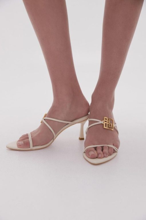 Whiteandwear.shop8cf3110690 2