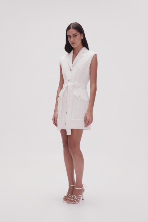 Whiteandwear.shop94b64f2065 3