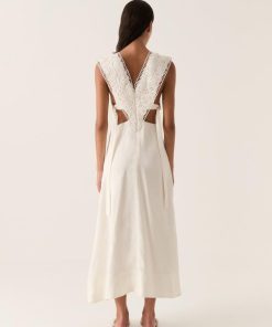 Whiteandwear.shop94ed894845 5