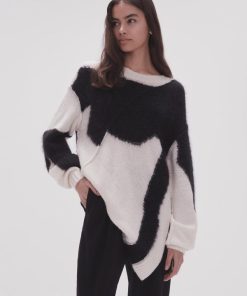 Whiteandwear.shop984cbffed7 1