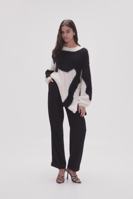 Whiteandwear.shop984cbffed7 3
