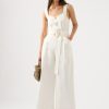 Whiteandwear.shopa4cc55503b 1