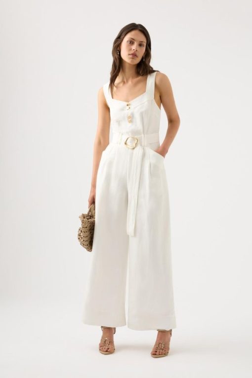 Whiteandwear.shopa4cc55503b 1