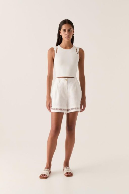 Whiteandwear.shopc1ba922261 3