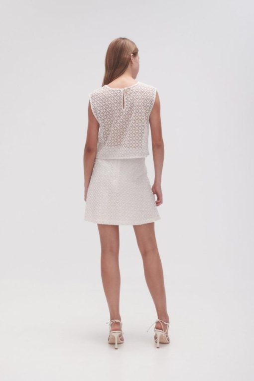Whiteandwear.shopc736c6c20b 5