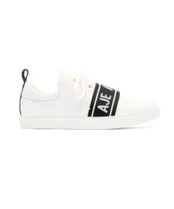 Whiteandwear.shopd64df57026 1