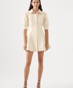 Whiteandwear.shope28000e739 1