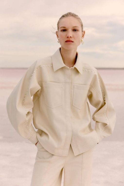 Whiteandwear.shope380348bac 1