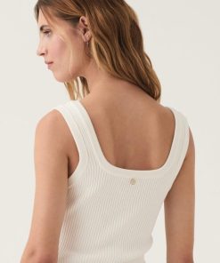 Whiteandwear.shopea12232117 5