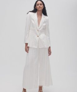 Whiteandwear.shopf254f02c24 1